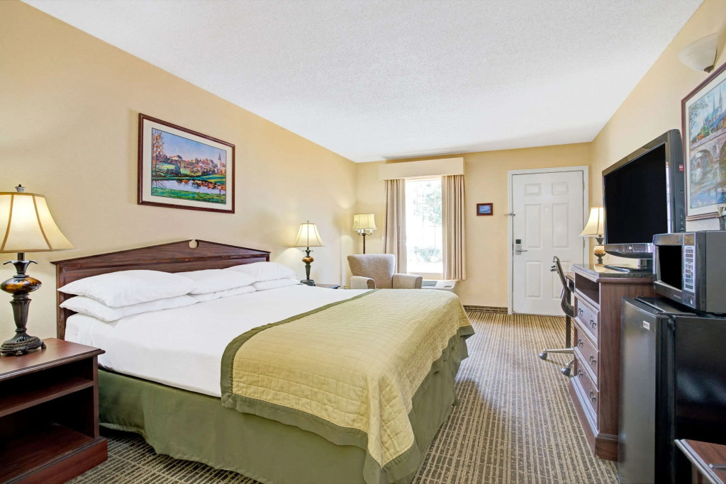 Baymont by Wyndham Smithfield