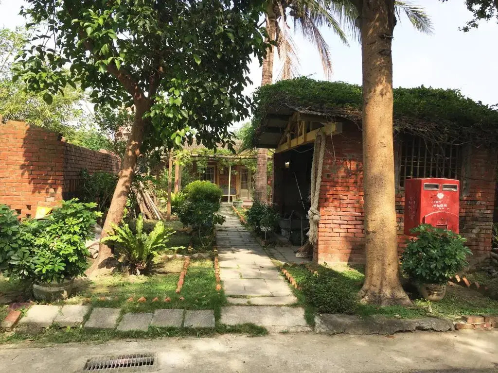 Chiayi Dongshi Puzi Creek Prow Sky Gift Traditional Farm Homestay