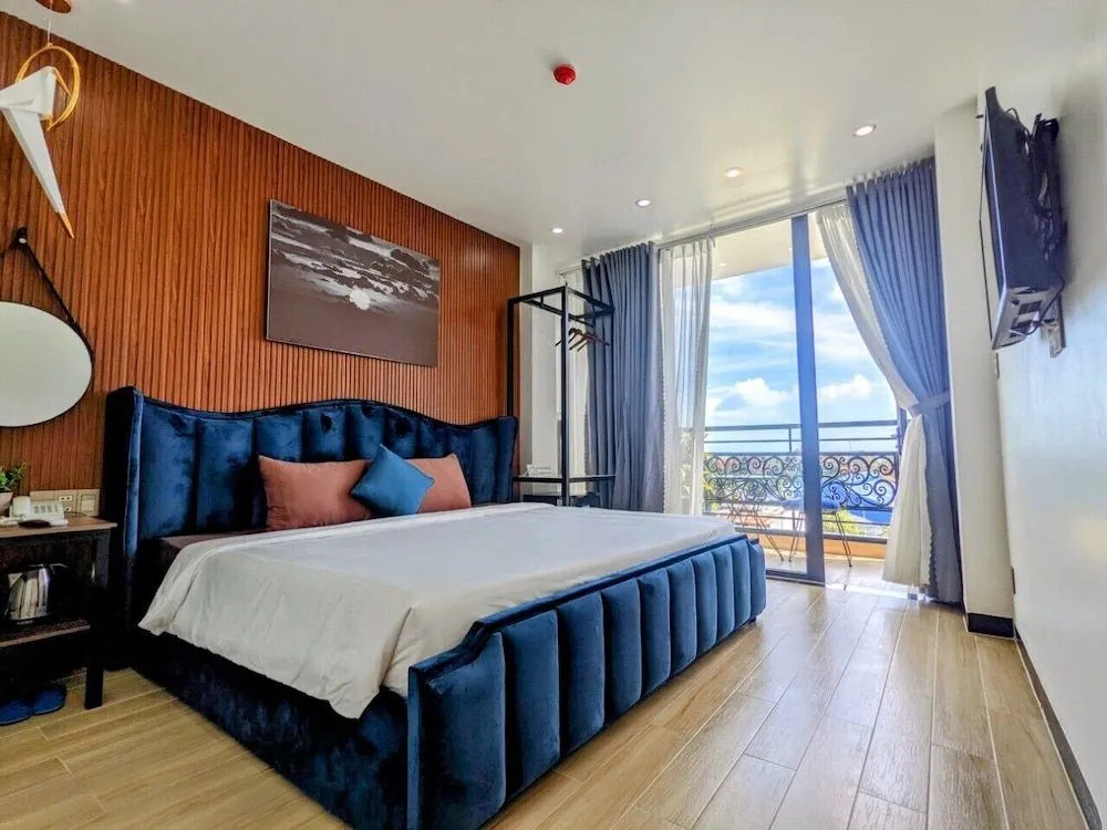 Tuấn Ninh Hotel II