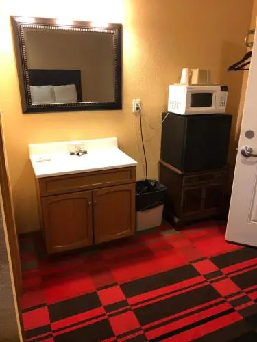 Turtle Mountain Inn