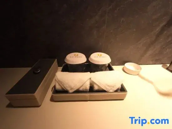 Jianguo HIDDEN Hotel (Huanggang Luotian Tiantangzhai Scenic Area Branch)