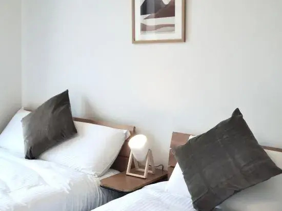 SR Namba -Sanctuary Residence