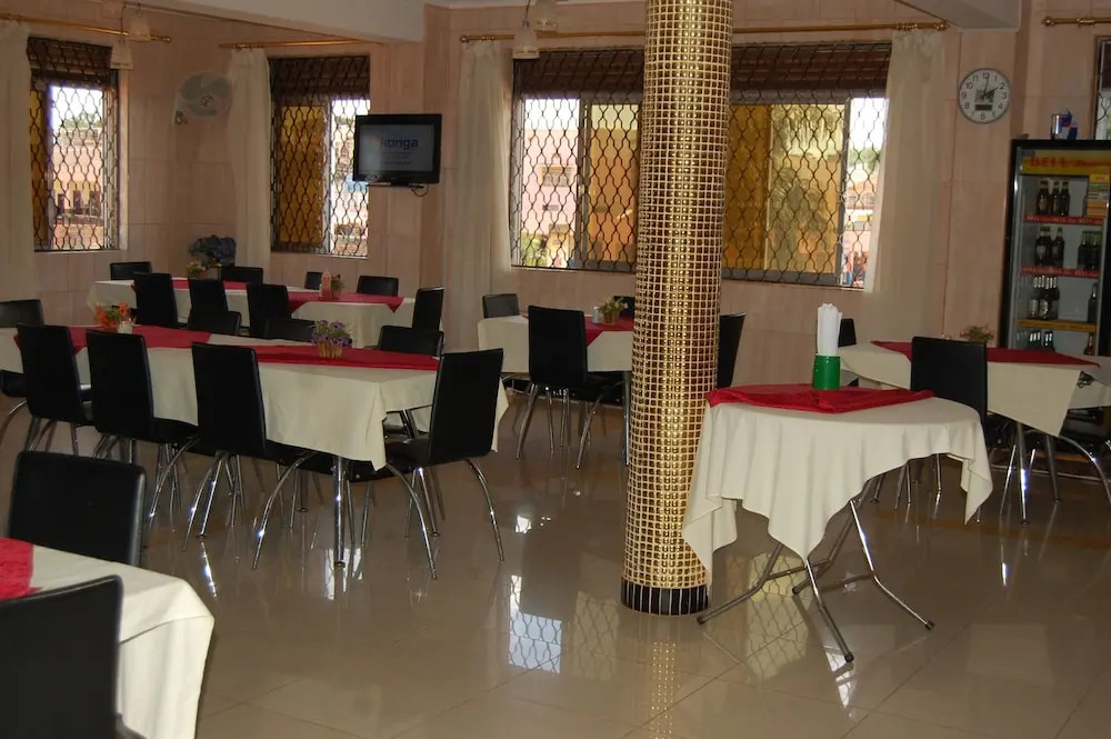 Hotel Kakanyero