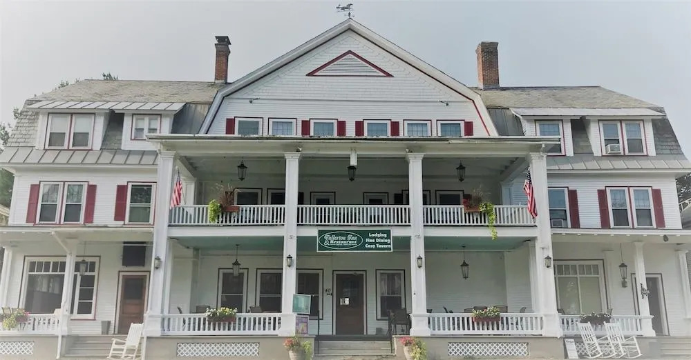 Fullerton Inn