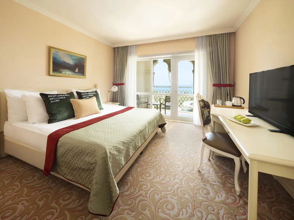 WOW Hotels