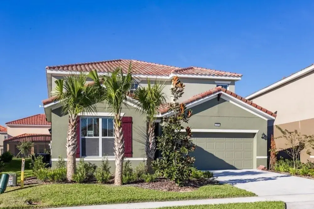 Luxury 6 Bedroom 4.Bath Home With Spa 6 Villa by RedAwning