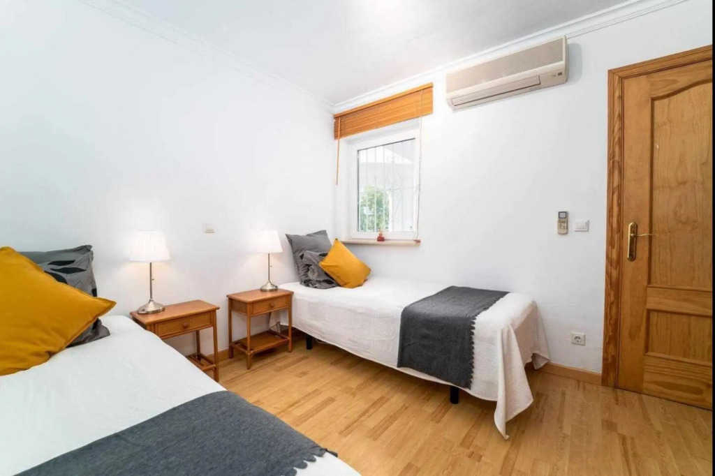 Azahara 1 3A Casa Concha great location and nice view located in the popular Aloha