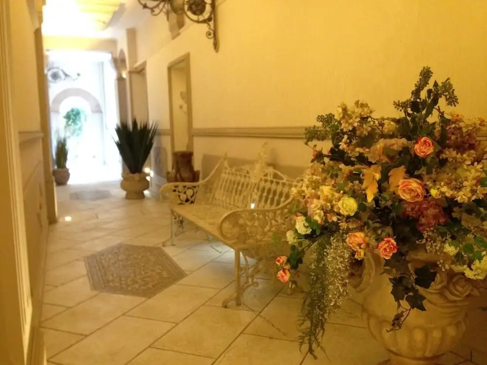 Imola Suites