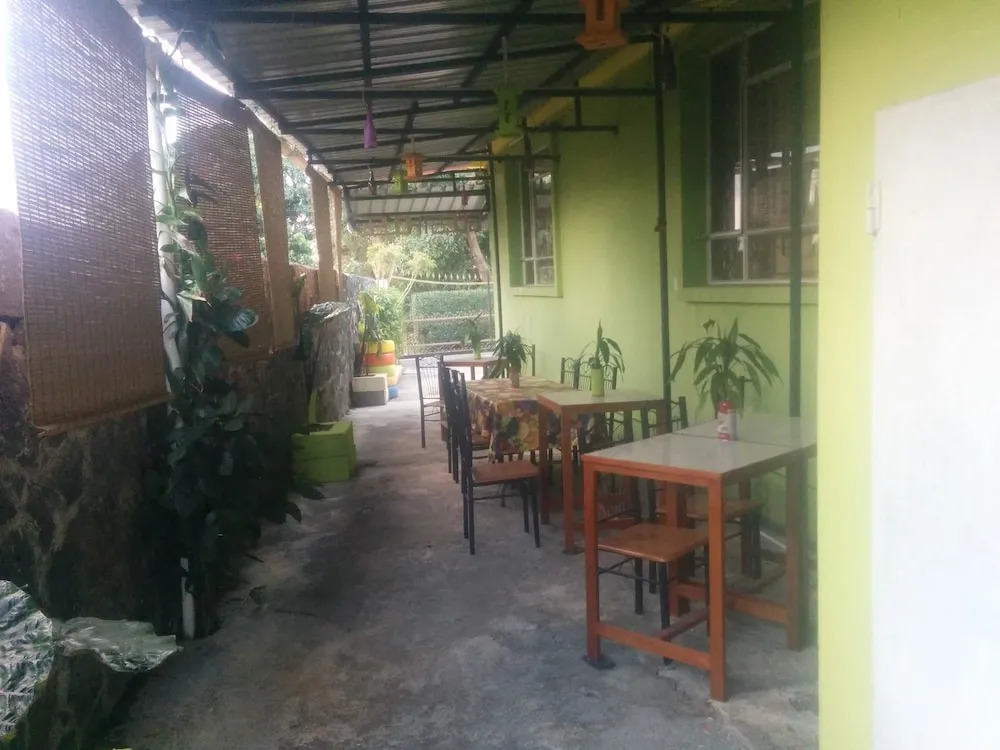 House With 5 Bedrooms in Vacoas, With Wonderful Mountain View, Enclose