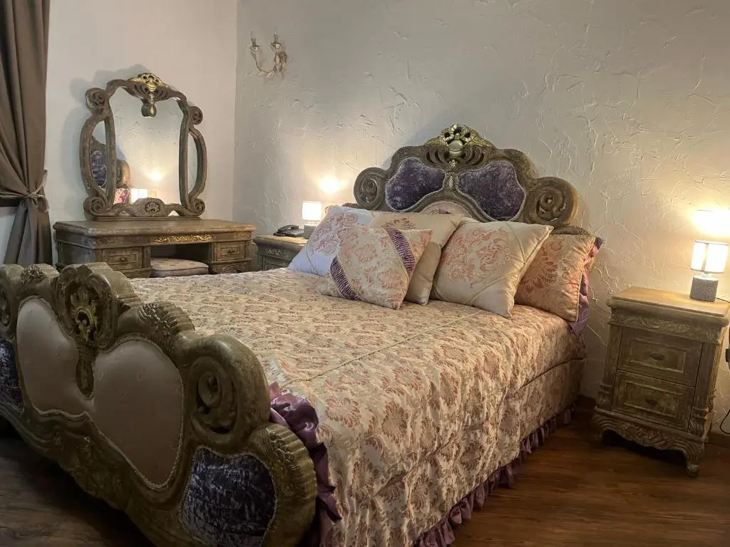 Andesite Boutique Residence Hotel