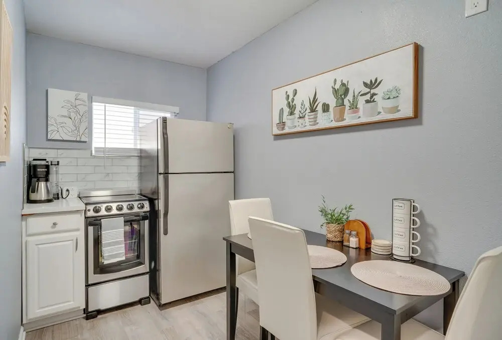 Cozy Bay Area Vacation Rental With Patio