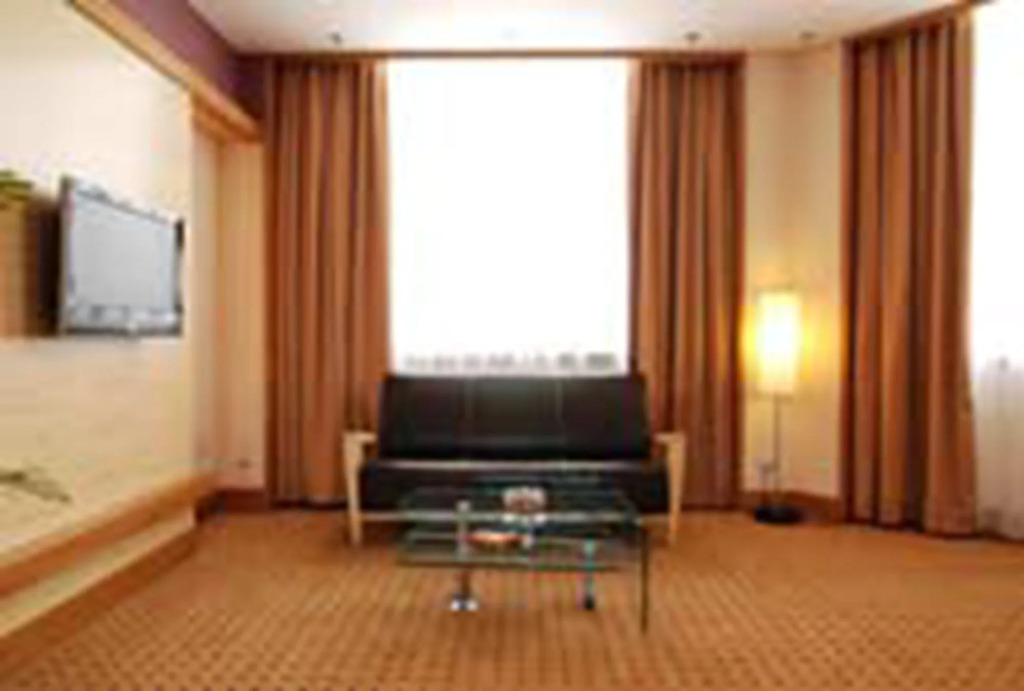 New World Suites