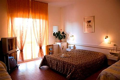 Hotel Ellymar