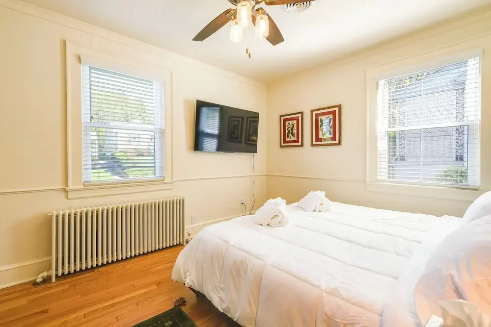 Movie Theater! Family Home, 5 Mi to Dtwn Roanoke
