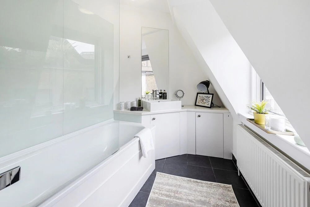 Design Luxury House for Large Groups