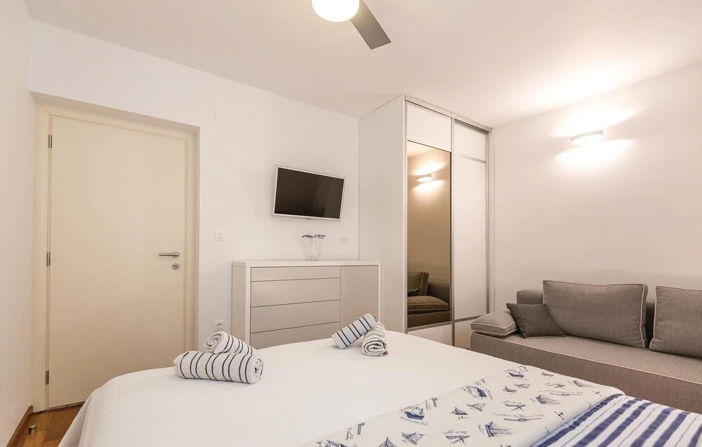 Four-Bedroom Holiday Home In Brist