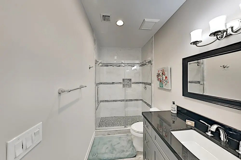 77tingln 4 Bedroom Home
