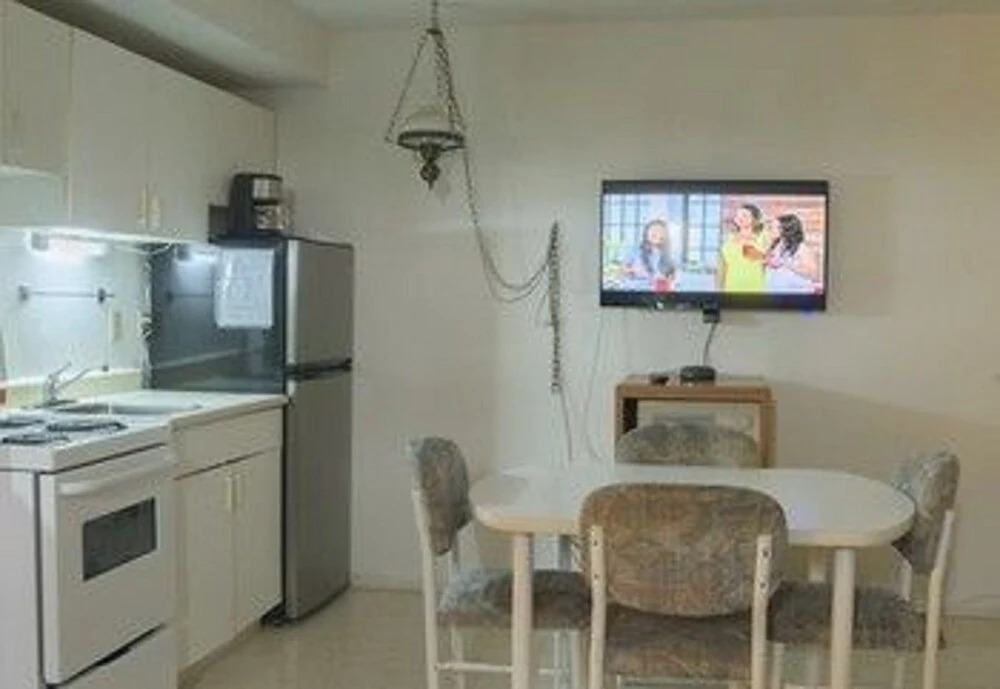 Sun-Dek Motel