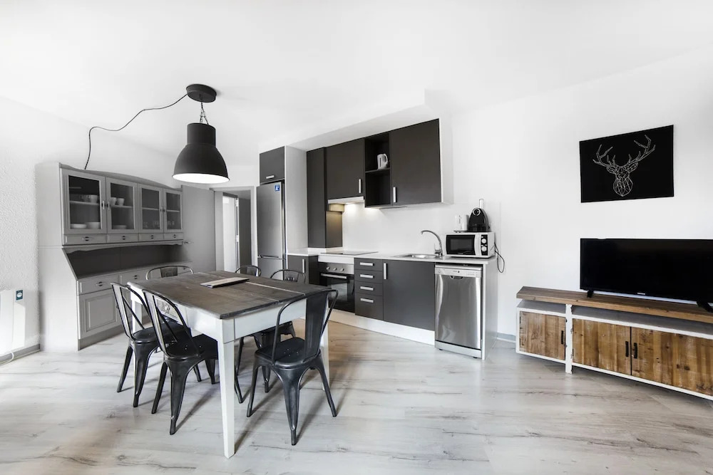 El Tarter The Mirror & Spa Apartments