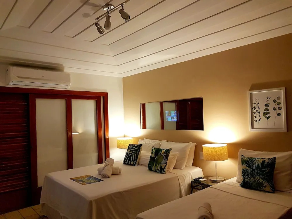 Búzios Prime: Vista Mar, 50m da Praia da Ferradura, 8 suites