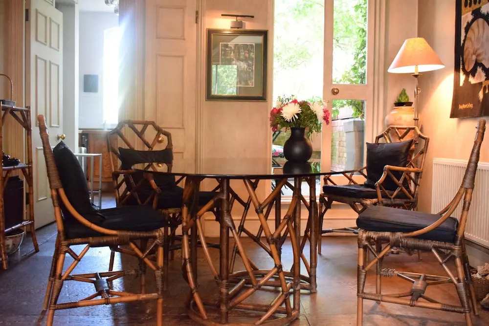 3 Bedroom House in Fulham