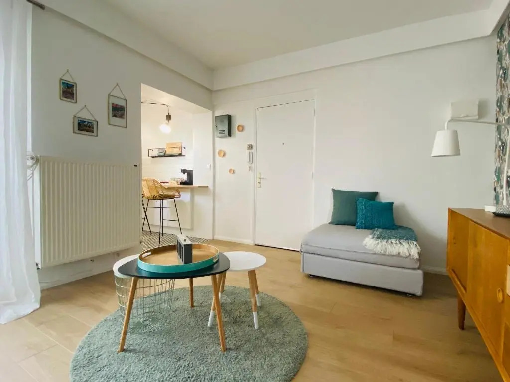 Good Vibes Only, grand studio 2-3pers, 200m plage