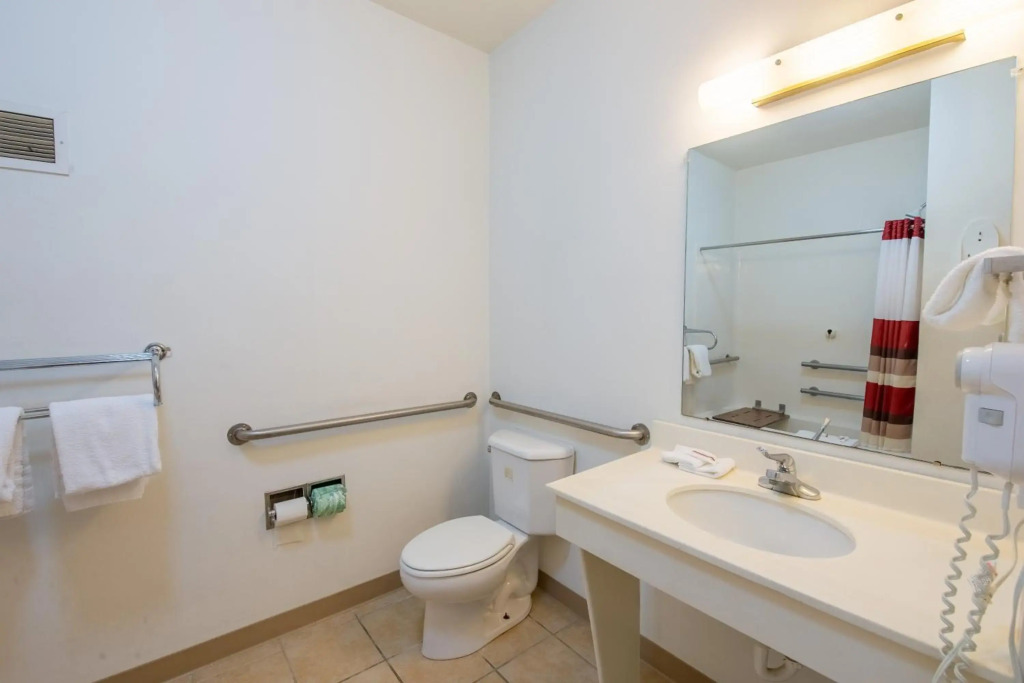 Отель Индианаполиса Quality Inn And Suites Airport