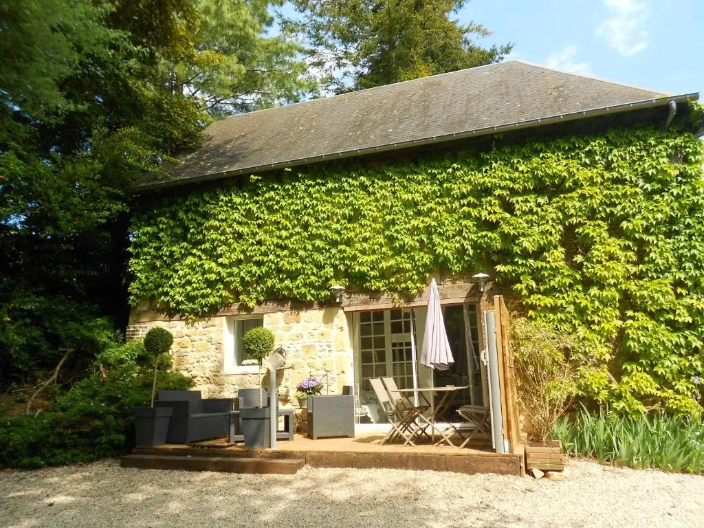 Gîte "Le Bleu DOrage" Dans un Domaine de 7ha Au Calme