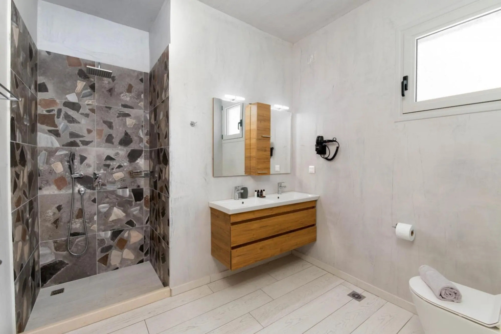 Vasiliki Villa - Charming 4 BR Villa With Pool and sea Views