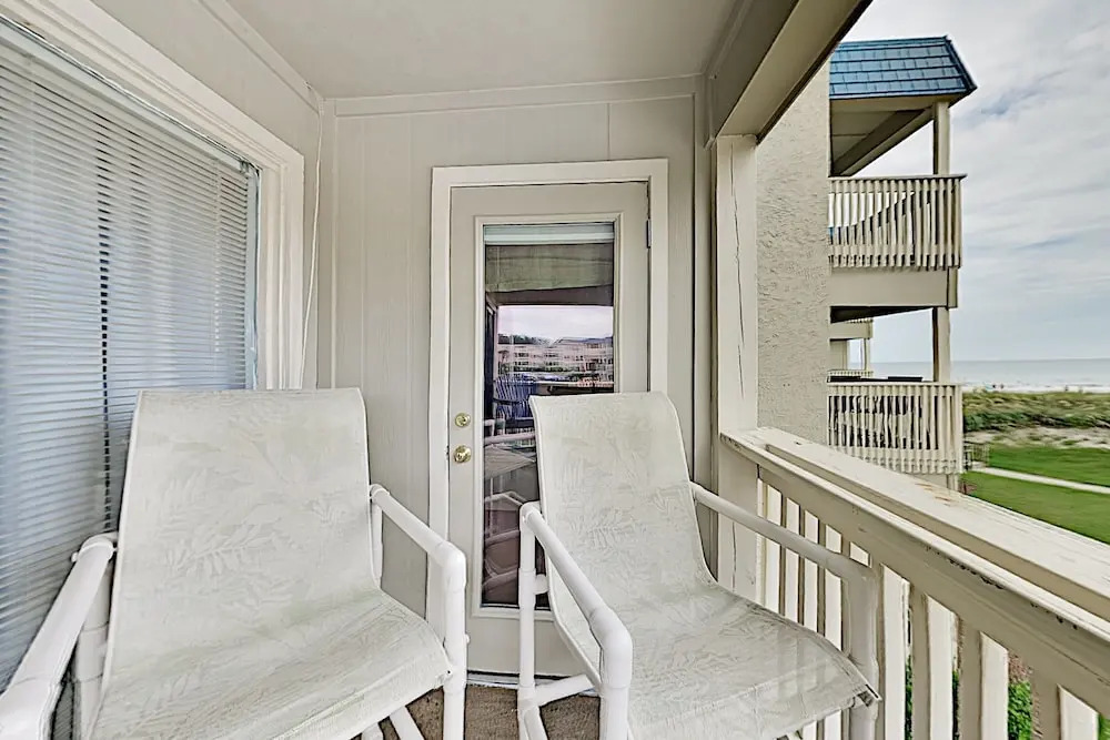 237apabe 2 Bedroom Condo