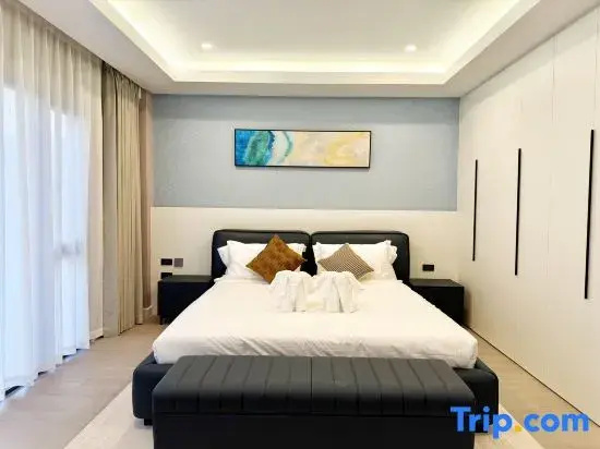 New luxury pool villa near Chiang Mai Old City, 4 bedrooms, 5 bathrooms, luxurious furnishings A4