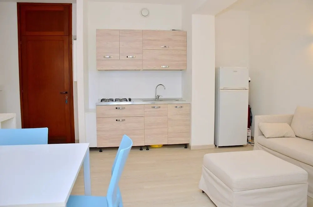 Modern Flat for 4 Guests sea View-beahost