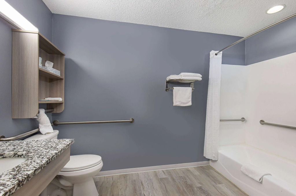 Microtel Inn & Suites by Wyndham Dry Ridge