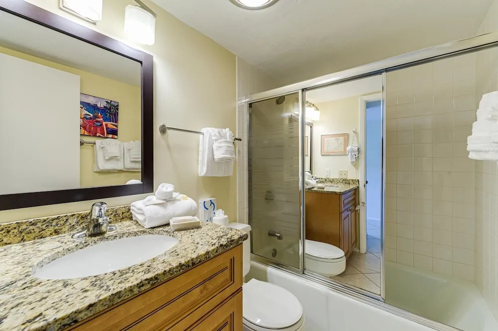 Sanibel Siesta on the Beach Unit 206 2 Bedrooms 2 Bathrooms Condo