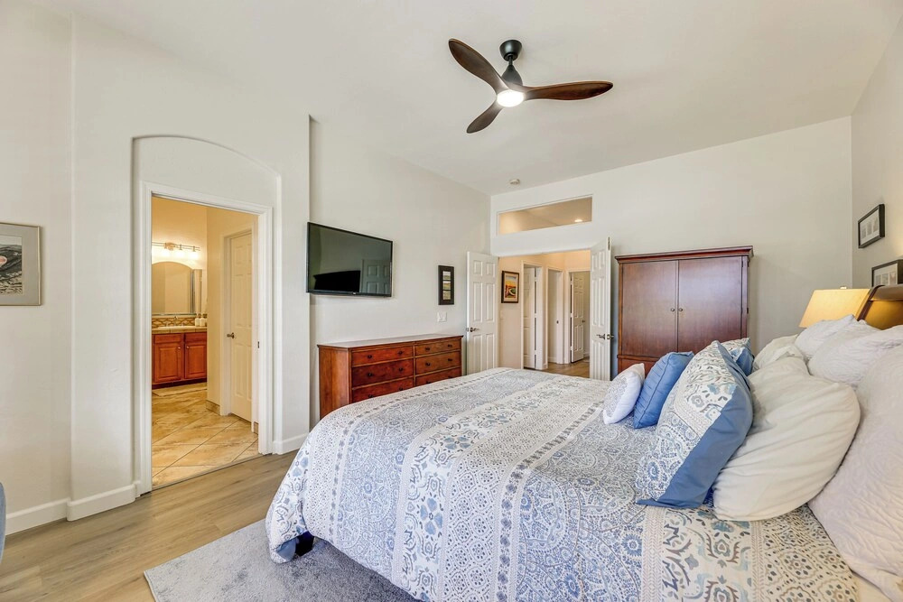 Extended-stay Oasis: Gilbert Getaway w/ Office!