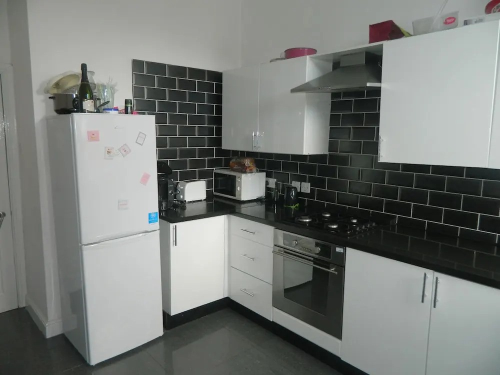 5 Bedroom Upper Maisonette