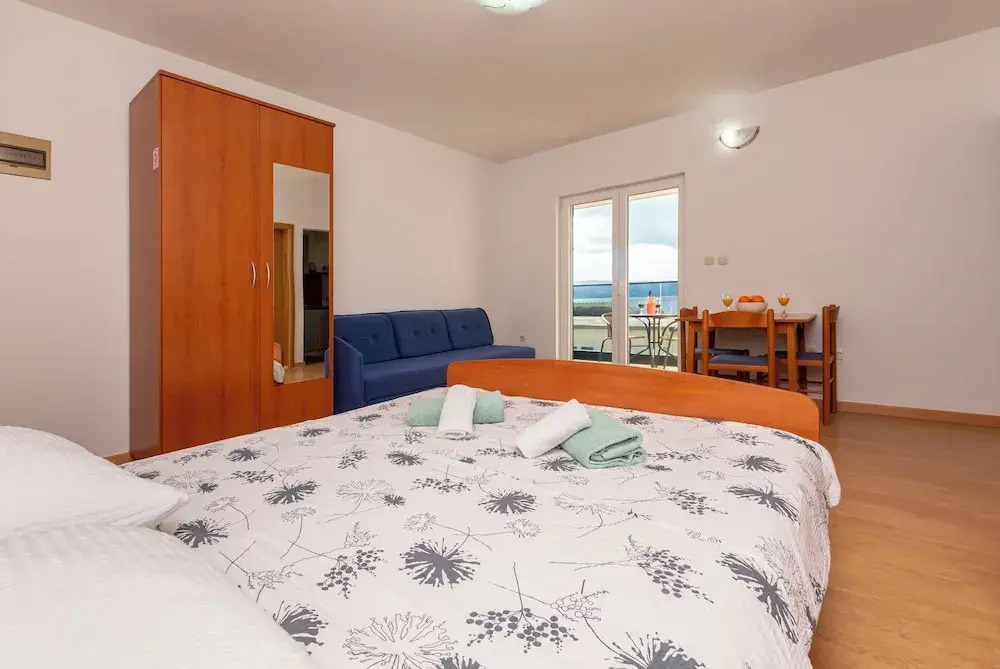 Apartments Villa Milas with pool