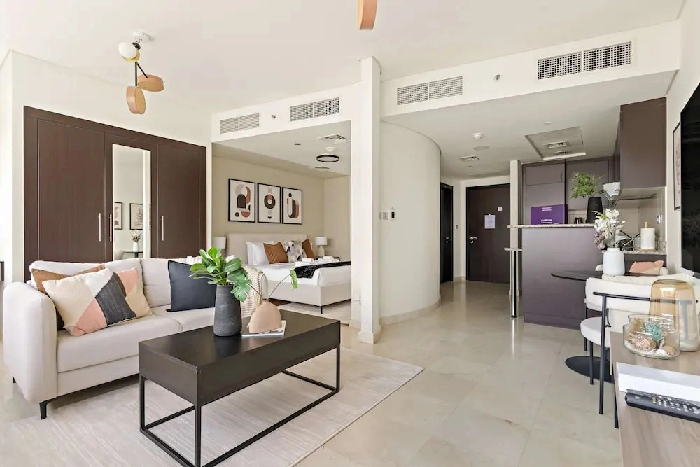 Silkhaus Modern Studio in Sky Gardens Tower Difc