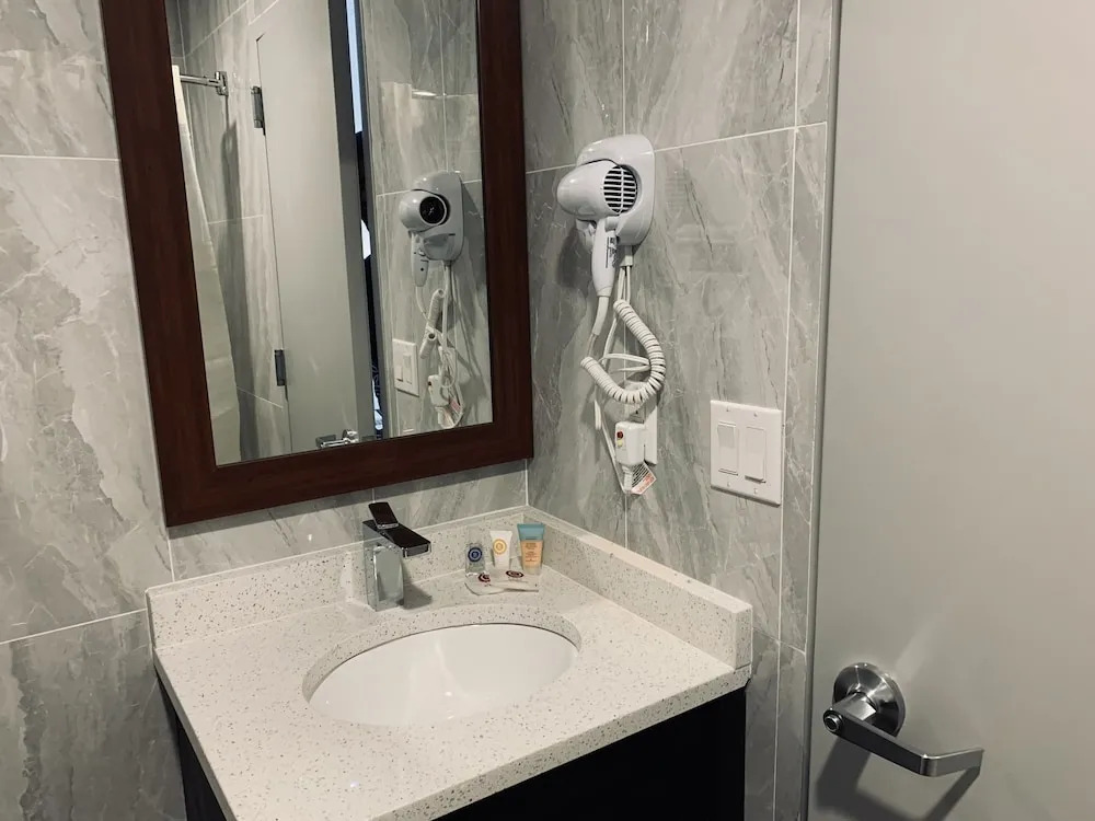 Capital Hotel Long Island City