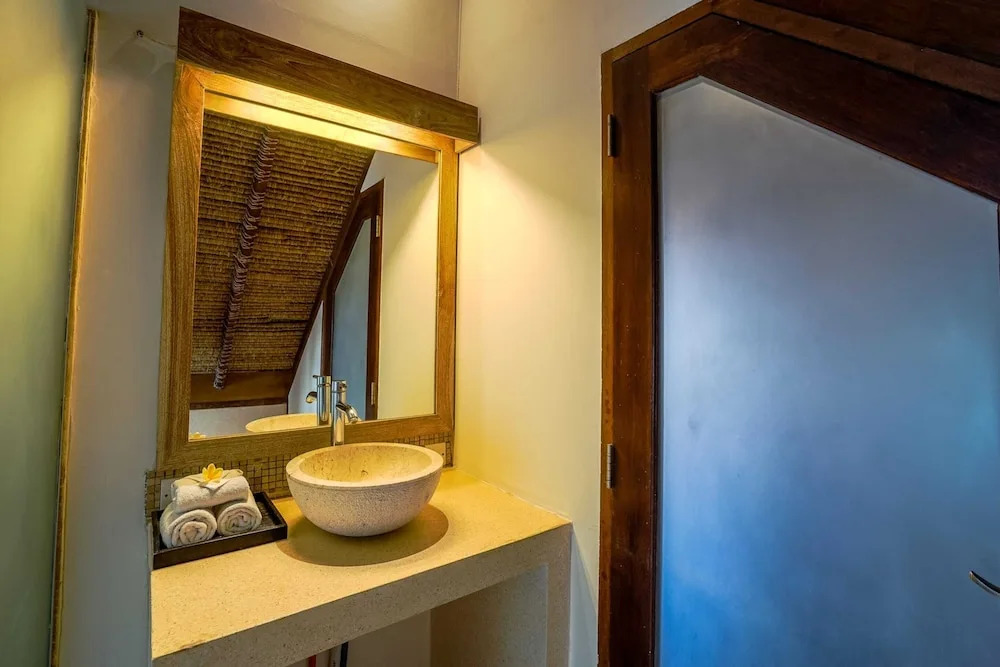 Villa Cira - 5BR Spacious Private Villa with Pool in Seminyak