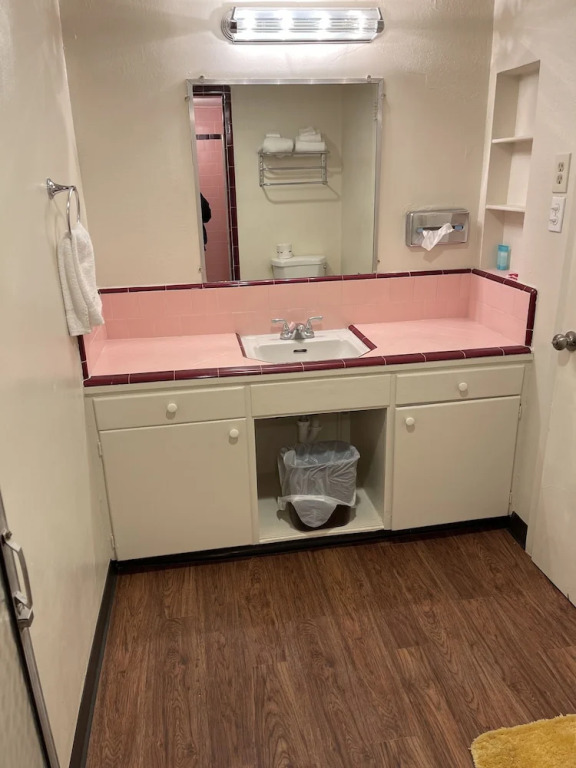 Crystal Motel