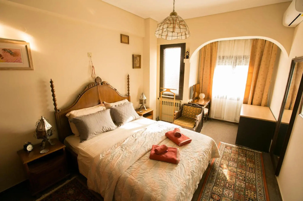 Spacious Apartment Next To Metro - Marousi