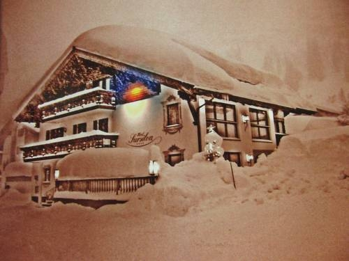 Hotel Garni Sursilva