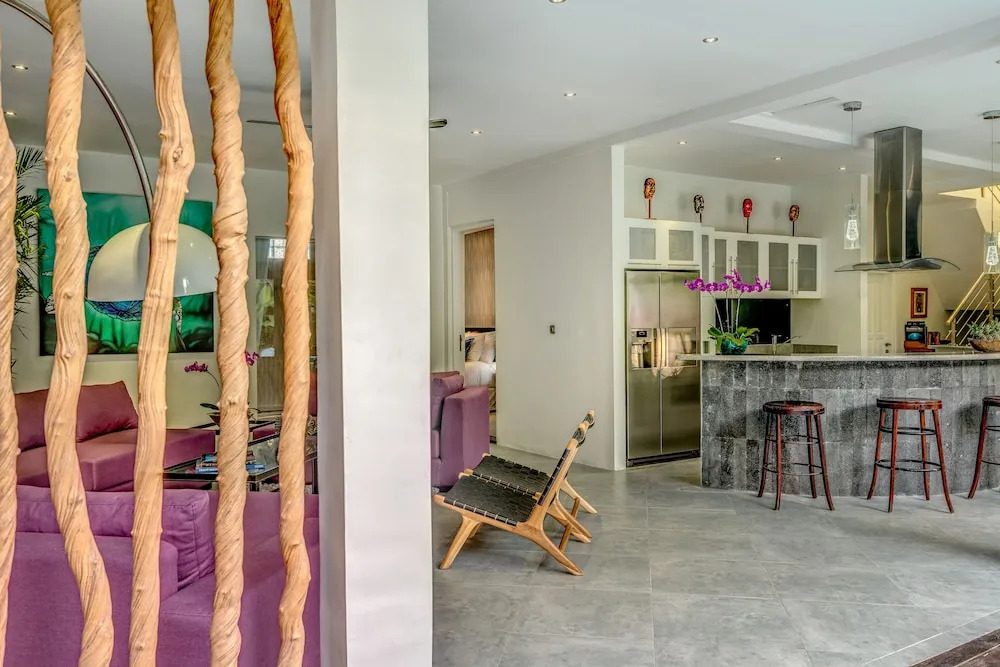 Villa Alchemy