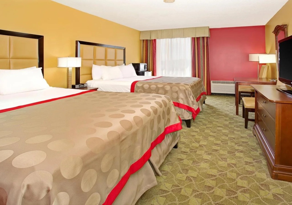Delta Hotels by Marriott Denver Thornton