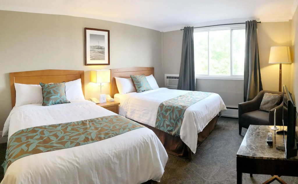 Seasons Inn Halifax