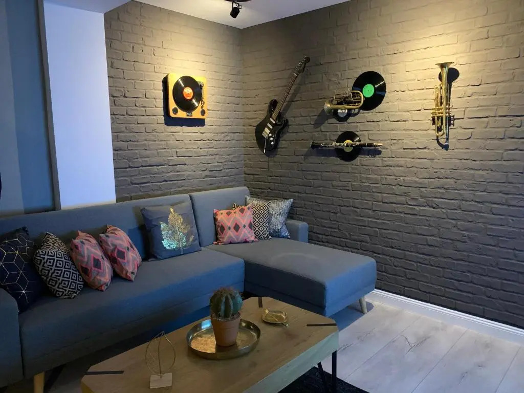 Best Apartment Scheia