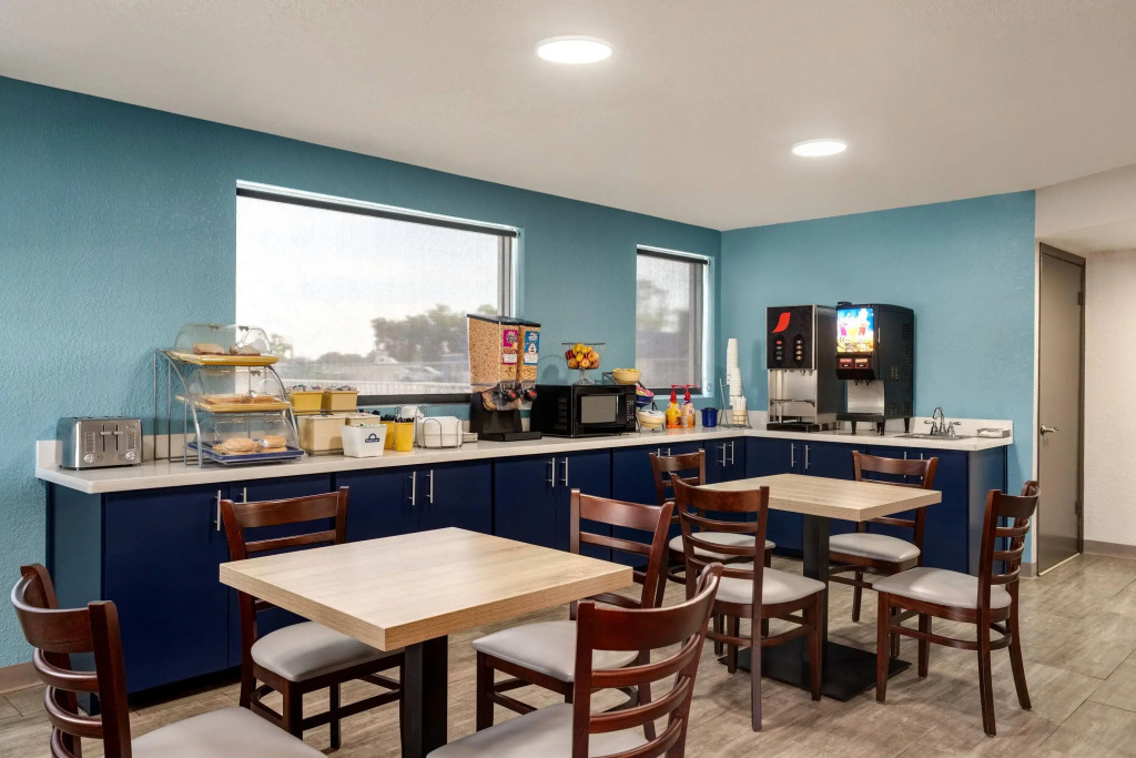 Days Inn by Wyndham Apopka/Orlando