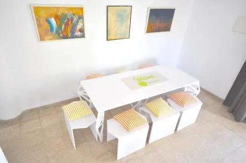Houm Villa Plaza Arosa