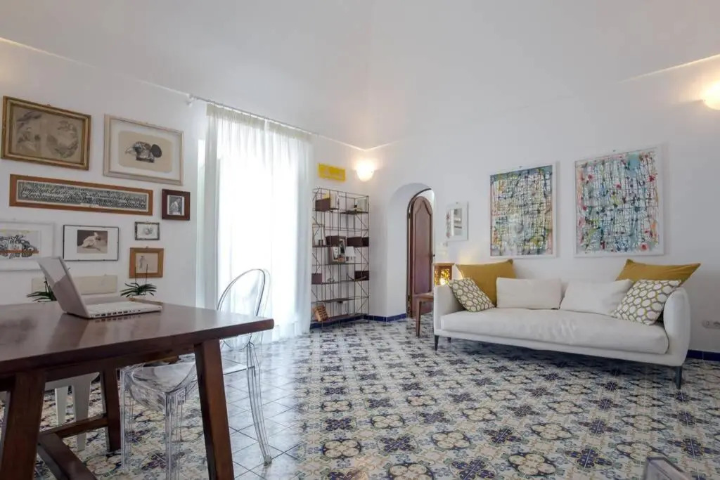 CASA BAKER luxury apartment